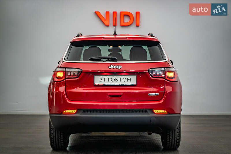 Внедорожник / Кроссовер Jeep Compass 2017 в Киеве