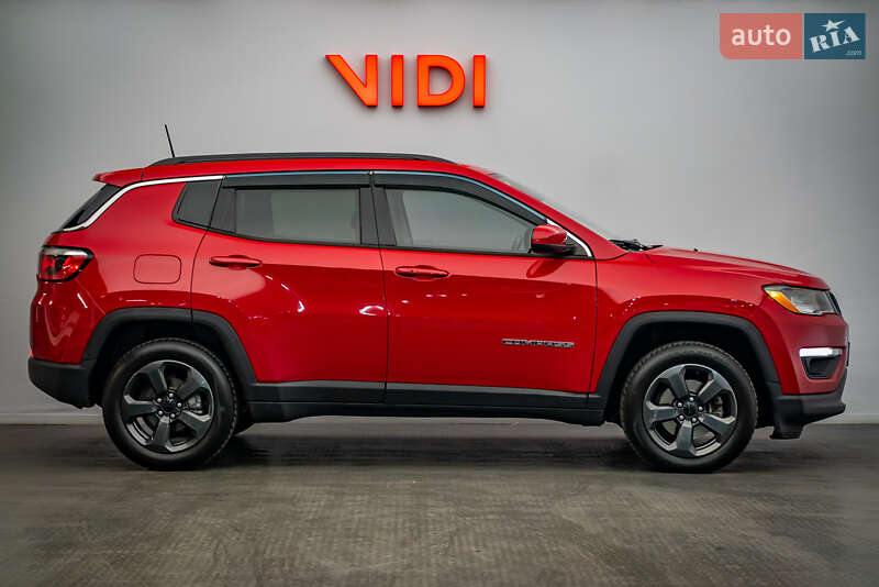 Внедорожник / Кроссовер Jeep Compass 2017 в Киеве