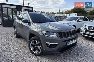 Внедорожник / Кроссовер Jeep Compass 2019 в 