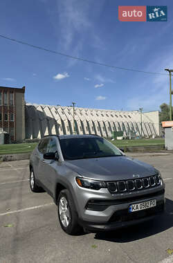 Внедорожник / Кроссовер Jeep Compass 2022 в 