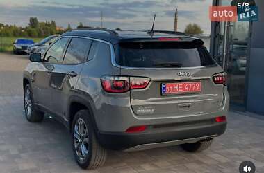 Внедорожник / Кроссовер Jeep Compass 2022 в 