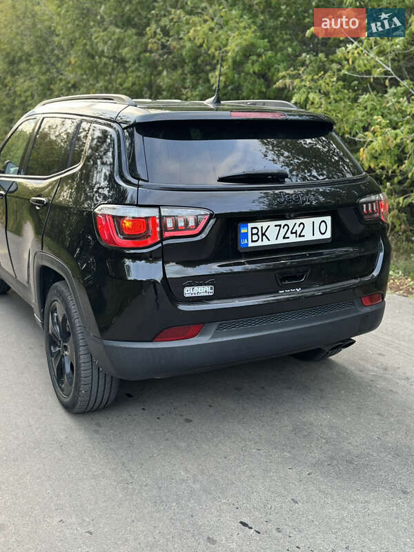 Внедорожник / Кроссовер Jeep Compass 2018 в Дубно