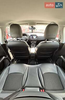 Внедорожник / Кроссовер Jeep Compass 2019 в 