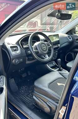 Внедорожник / Кроссовер Jeep Compass 2019 в 