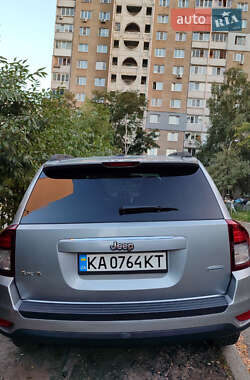 Внедорожник / Кроссовер Jeep Compass 2016 в 