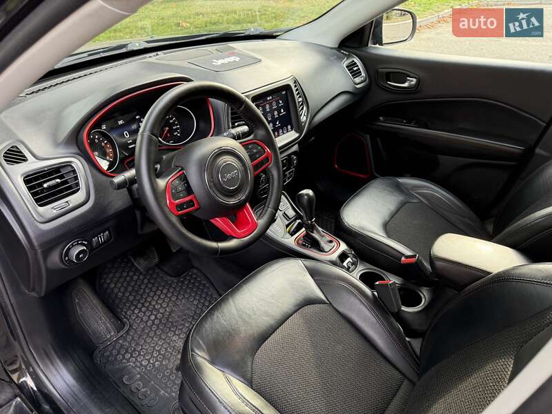 Внедорожник / Кроссовер Jeep Compass 2018 в Днепре