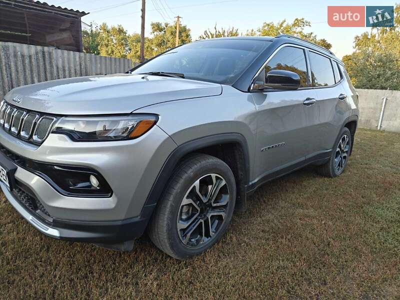 Внедорожник / Кроссовер Jeep Compass 2022 в 