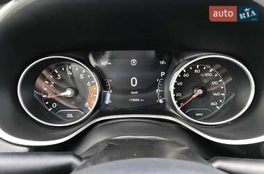 Внедорожник / Кроссовер Jeep Compass 2018 в 