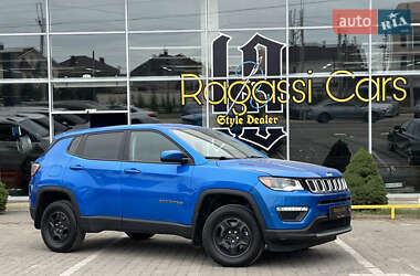 Внедорожник / Кроссовер Jeep Compass 2018 в 
