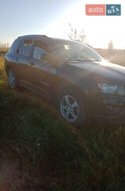 Внедорожник / Кроссовер Jeep Compass 2013 в 
