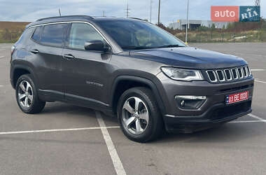 Внедорожник / Кроссовер Jeep Compass 2017 в 