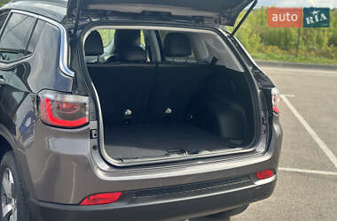Внедорожник / Кроссовер Jeep Compass 2017 в 