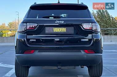 Внедорожник / Кроссовер Jeep Compass 2022 в 