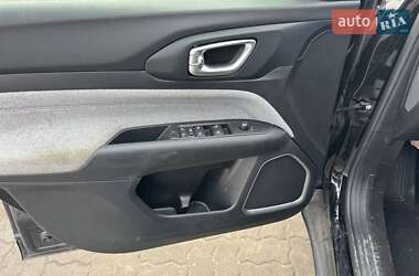 Внедорожник / Кроссовер Jeep Compass 2021 в 