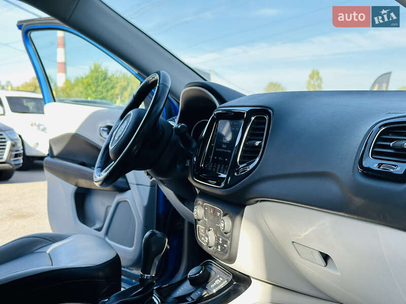 Внедорожник / Кроссовер Jeep Compass 2019 в Харькове