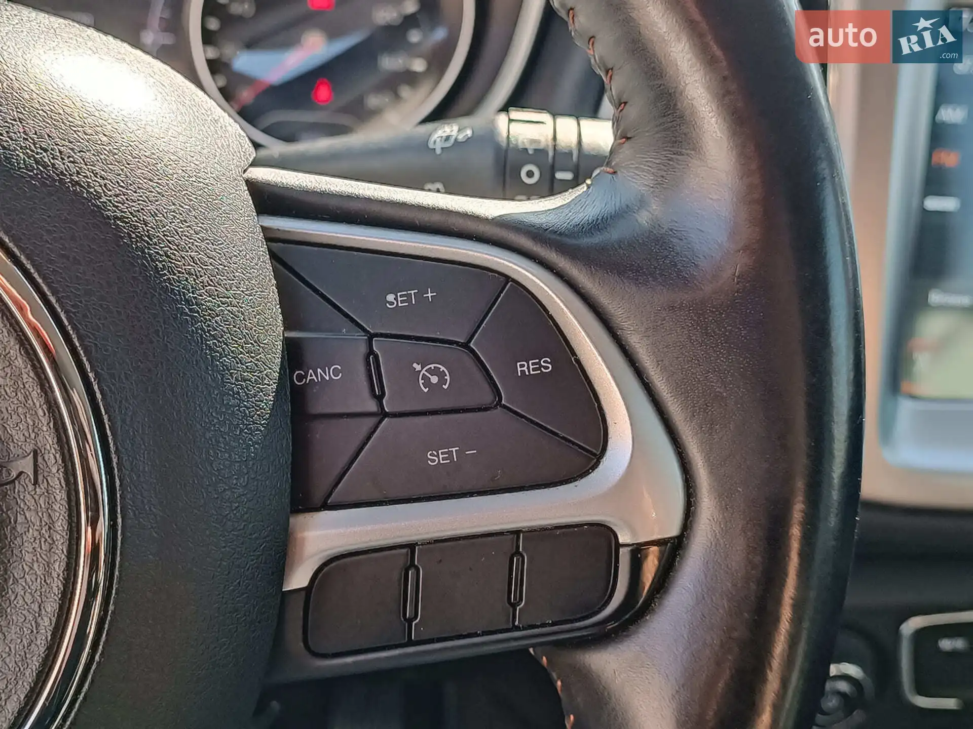 2017 Jeep Compass - мініатюра 29