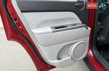Внедорожник / Кроссовер Jeep Compass 2007 в 