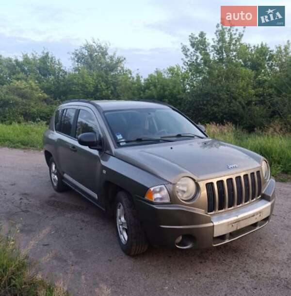 Внедорожник / Кроссовер Jeep Compass 2008 в 