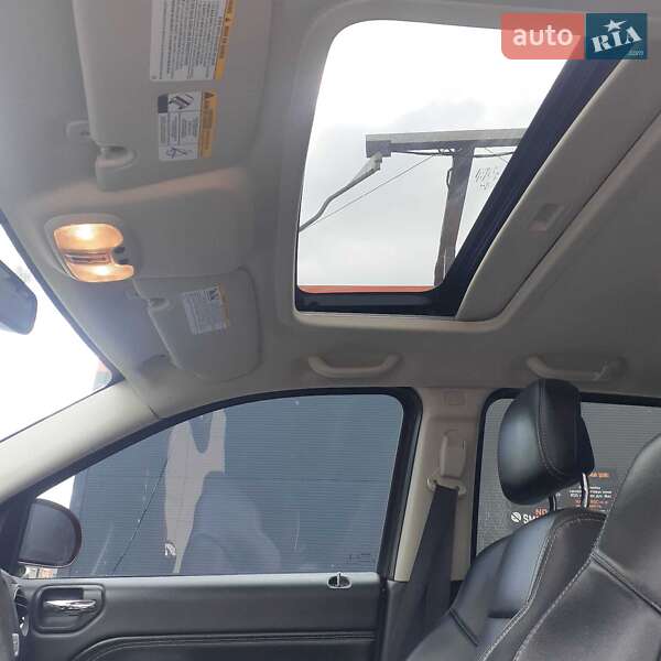 Внедорожник / Кроссовер Jeep Compass 2014 в Харькове