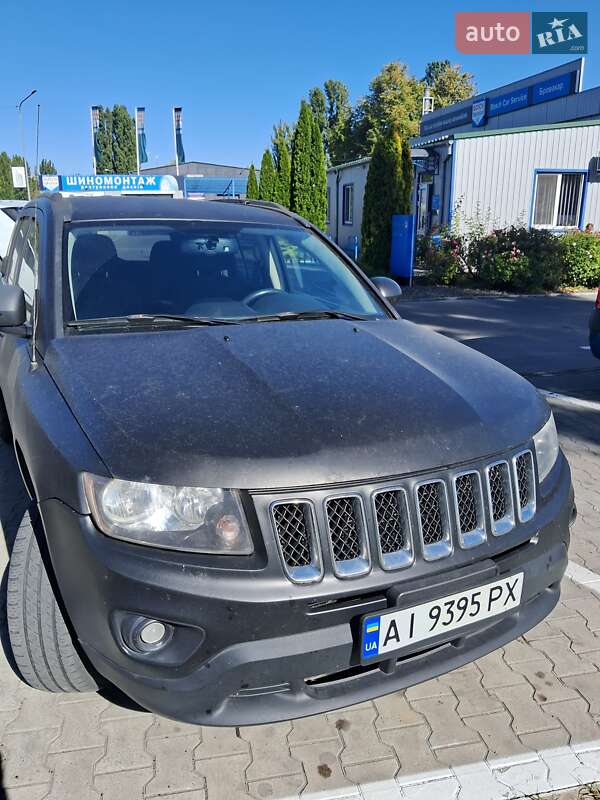 Внедорожник / Кроссовер Jeep Compass 2014 в Киеве