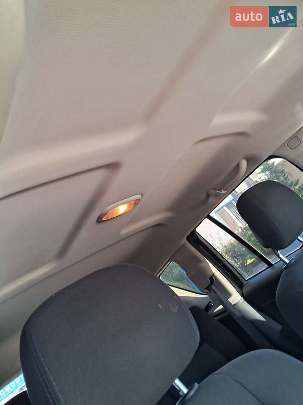 Внедорожник / Кроссовер Jeep Compass 2014 в Киеве