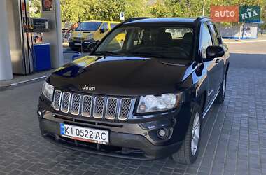 Внедорожник / Кроссовер Jeep Compass 2013 в 