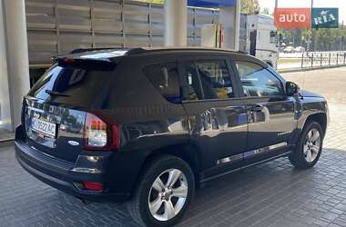 Внедорожник / Кроссовер Jeep Compass 2013 в 