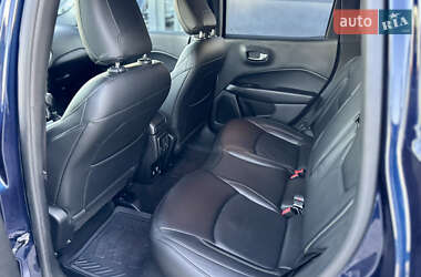 Внедорожник / Кроссовер Jeep Compass 2021 в 