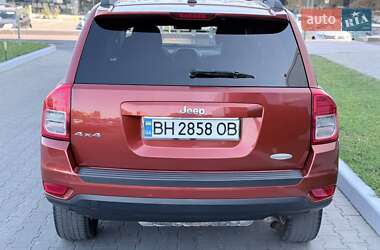 Внедорожник / Кроссовер Jeep Compass 2012 в 
