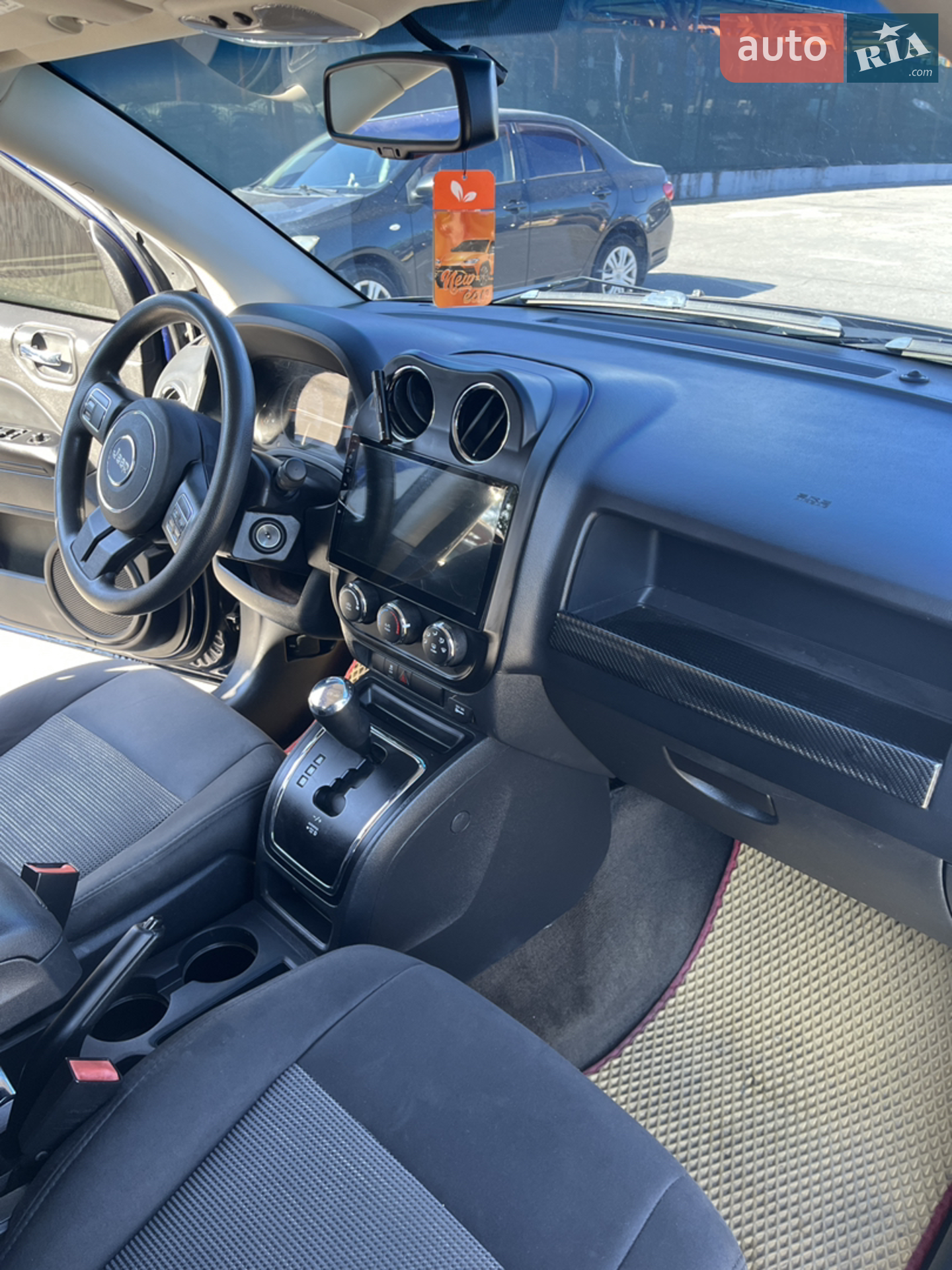 2015 Jeep Compass - мініатюра 12