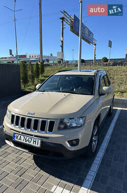 Внедорожник / Кроссовер Jeep Compass 2016 в 