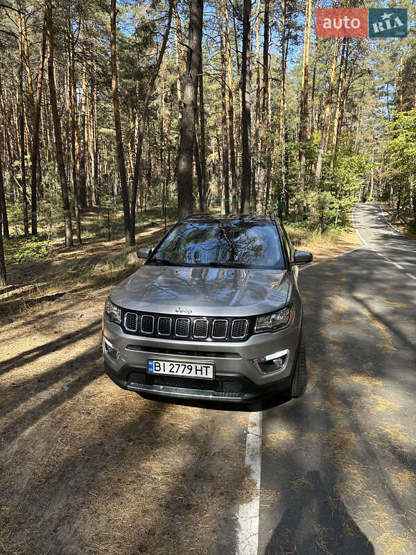 Внедорожник / Кроссовер Jeep Compass 2017 в Полтаве