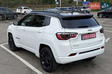 Внедорожник / Кроссовер Jeep Compass 2024 в 