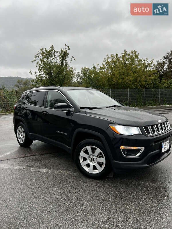 Внедорожник / Кроссовер Jeep Compass 2017 в Черновцах