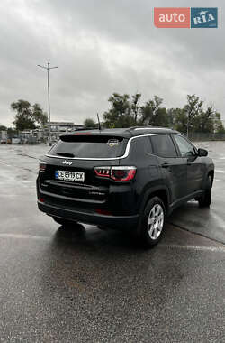 Внедорожник / Кроссовер Jeep Compass 2017 в 
