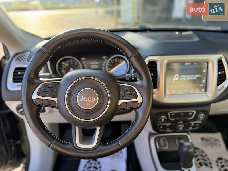 Внедорожник / Кроссовер Jeep Compass 2018 в Калуше