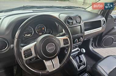 Внедорожник / Кроссовер Jeep Compass 2013 в 
