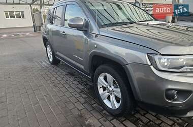 Внедорожник / Кроссовер Jeep Compass 2013 в 