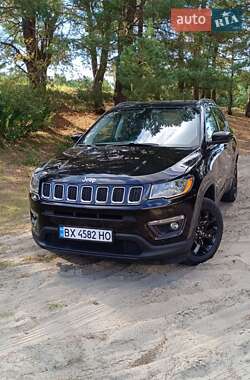 Внедорожник / Кроссовер Jeep Compass 2017 в Славуте