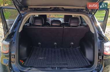 Внедорожник / Кроссовер Jeep Compass 2017 в 