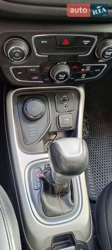 Внедорожник / Кроссовер Jeep Compass 2017 в Славуте