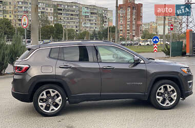 Внедорожник / Кроссовер Jeep Compass 2020 в 