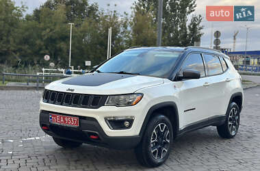 Внедорожник / Кроссовер Jeep Compass 2019 в 