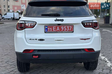 Внедорожник / Кроссовер Jeep Compass 2019 в 