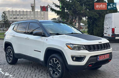 Внедорожник / Кроссовер Jeep Compass 2019 в 