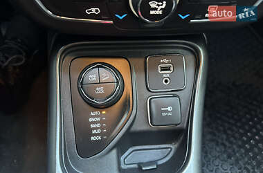Внедорожник / Кроссовер Jeep Compass 2019 в 