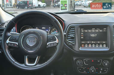 Внедорожник / Кроссовер Jeep Compass 2019 в 