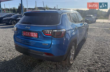 Внедорожник / Кроссовер Jeep Compass 2022 в 