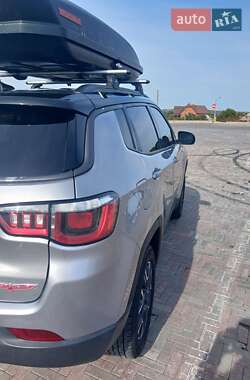 Внедорожник / Кроссовер Jeep Compass 2019 в 