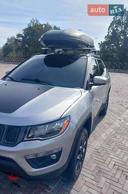 Внедорожник / Кроссовер Jeep Compass 2019 в 